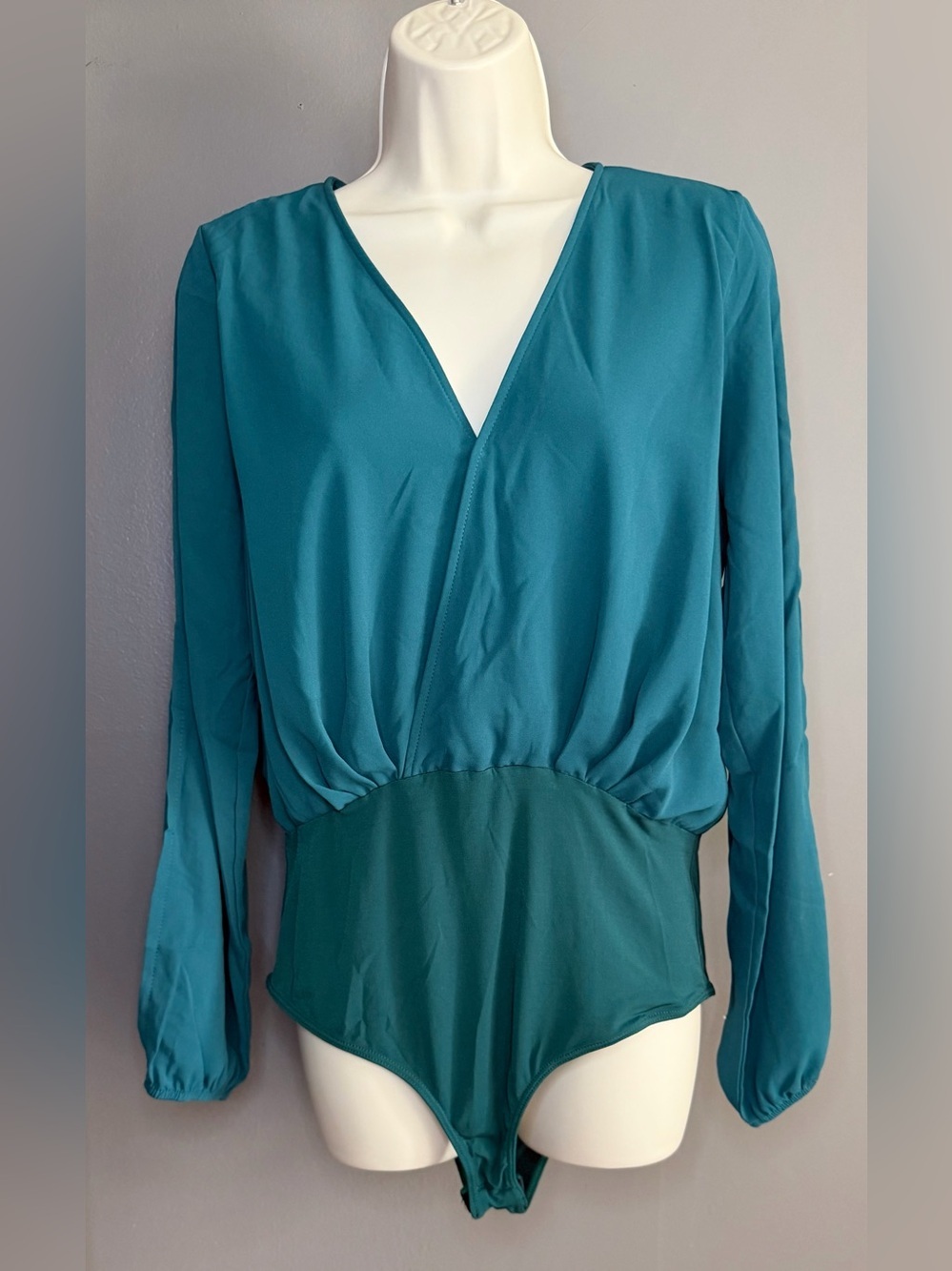 Gilli Teal Split Sleeve Boho Bodysuit Draped Surplice V Neck FP Cinched Waist M